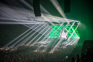 Robe Armin Only Embrace Amsterdam3