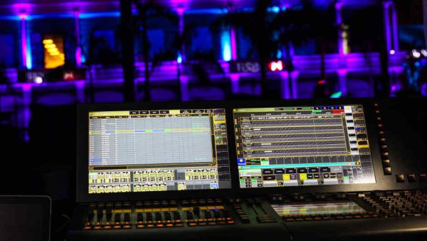 MUS: W-DMX Provides Connection On Mauritius Island