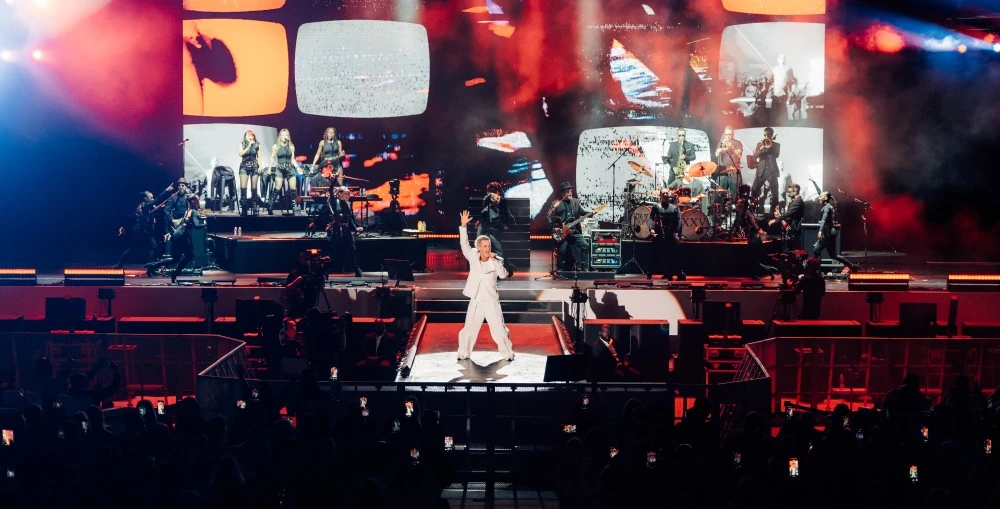  A comprehensive loudspeaker architecture from L-Acoustics was deployed for the event, while industry leading wireless systems from SHURE, Sennheiser and Wisycom were supplied to artists, and Radio comms from Motorola were deployed for crew communication.