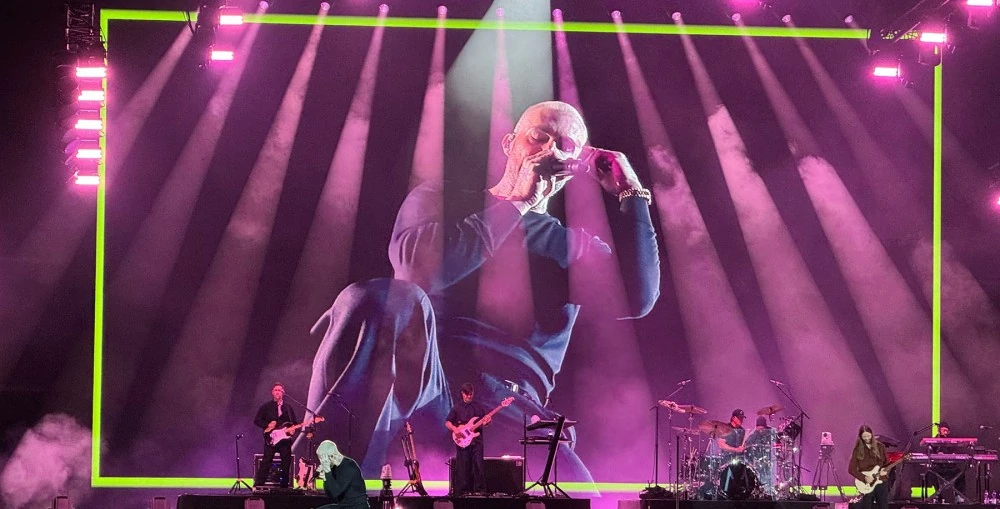 At the Formula 1 Qatar Grand Prix, iFORTE LTX fixtures played a starring role during Maroon 5’s headline set at Lusail International Circuit