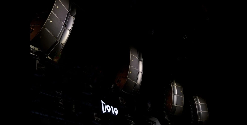 1919LIVEHOUSE is setting a new standard for immersive audio experiences with an L-ISA scene system of five hangs of three A15 Focus and one A15 Wide each
