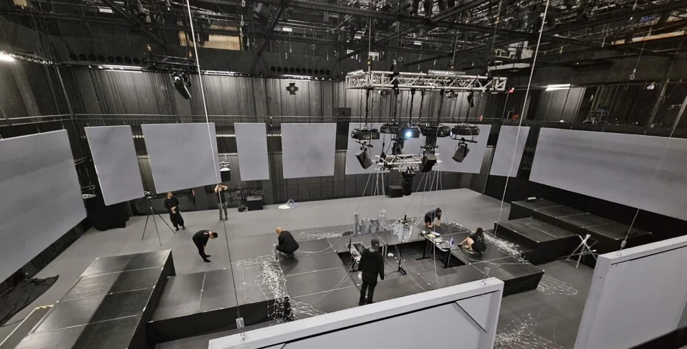 zactrack mini powers Umbilical at the School of the Arts in Singapore