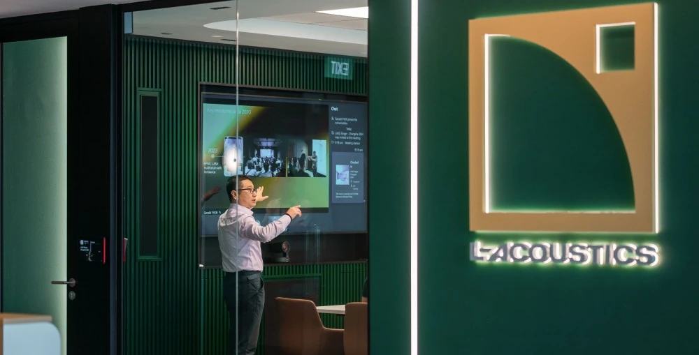 Tim Zhou, CEO of L-Acoustics APAC in one of the conference rooms equipped with Soka loudspeakers. - © L-Acoustics / Lin Yu Fang