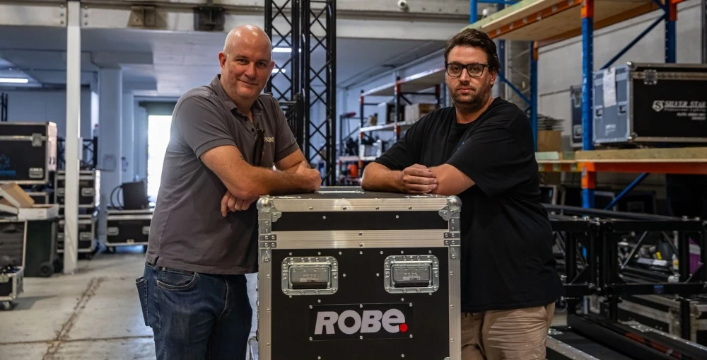 Robe ANZ’s Darren McLanders on the left with Intensity Lighting’s Ian Garrard
